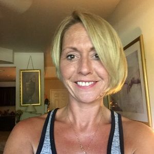 Meet your Posher, Sharon